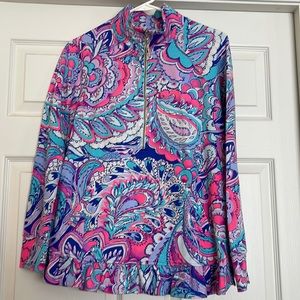 S Popover with ruffles